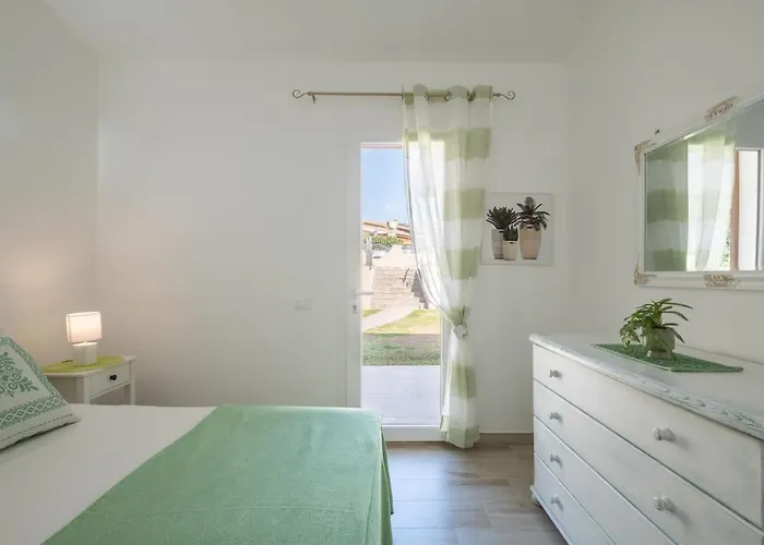 Daniela- A 5 Minuti A Piedi Dalla Con Ac, Wifi E Parcheggi Privati * Costa Rei